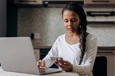Avoid Holiday Scams This Season