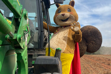 Join SHORT the Squirrel’s Free Virtual Party to Promote Reading|SHORT the Squirrel