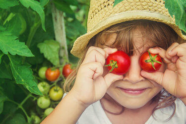 Benefits of Gardening with Kids