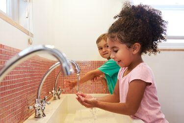Teach Your Kids Good Handwashing Skills