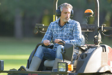 Pay Attention to Safety When Using Outdoor Power Equipment  