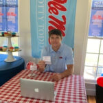 How to Create a Great Virtual Graduation Party for Your GRAD-of-Honor